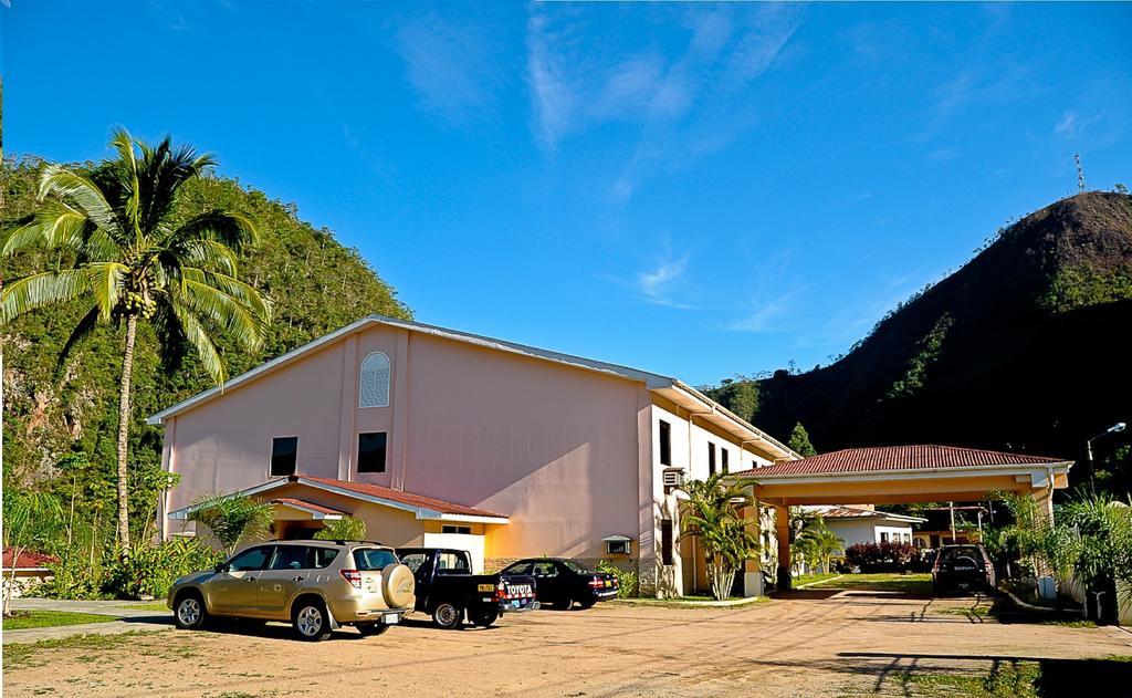 Hotel Presidente Selva La Merced  Exterior photo